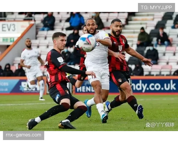 布伦特福德中路渗透战术奏效，球队客场逆转取胜