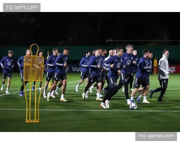 德国队训练营全力备战关键战役,团队默契显著提升 德国队训练营全力备战关键战役,团队默契显著提升