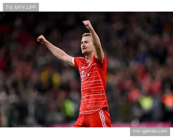 拜仁铁闸德里赫特：现代中卫的防守艺术与领袖气质解析