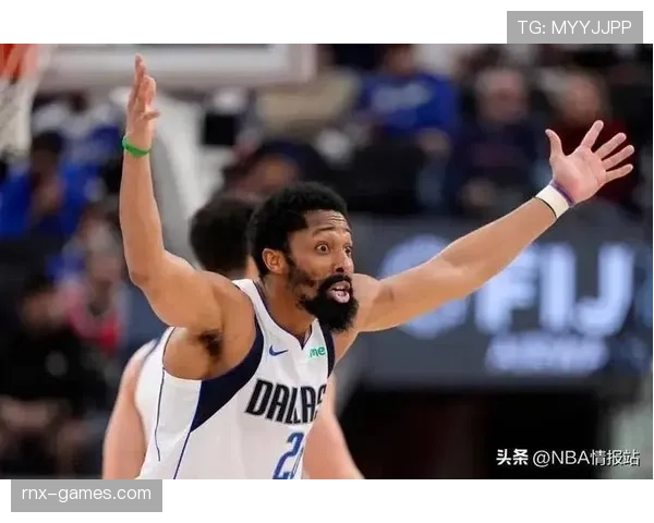 戴维斯战术执行力显著提升，球队状态回暖斩获关键胜利