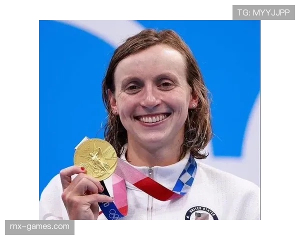 凯蒂·莱德基泳池外的生活跟她比赛时完全两个人，好奇她到底藏着啥秘密？